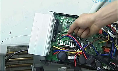 增城美的空调电话是多少